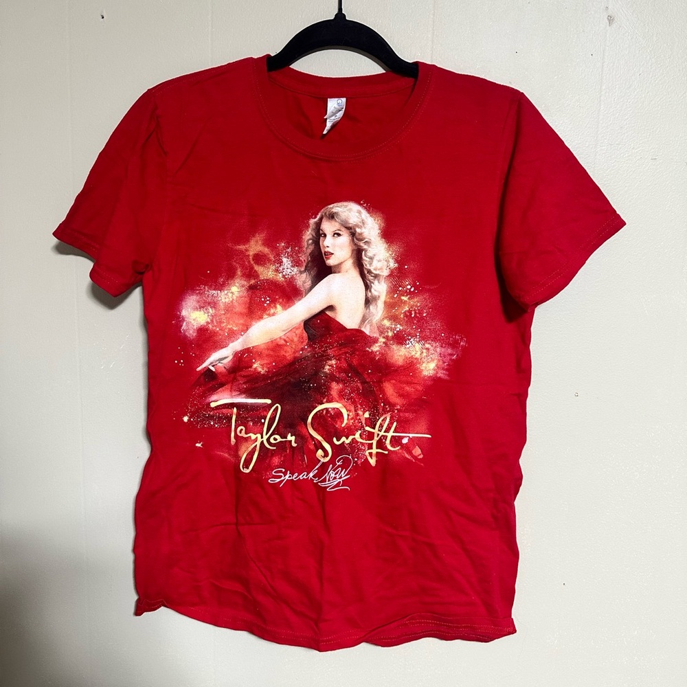 Red Speak Now 2011 Tour Shirt Taylor Swift